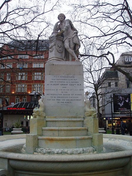 071-Shakespeare fountain and statue (Leicester Square)